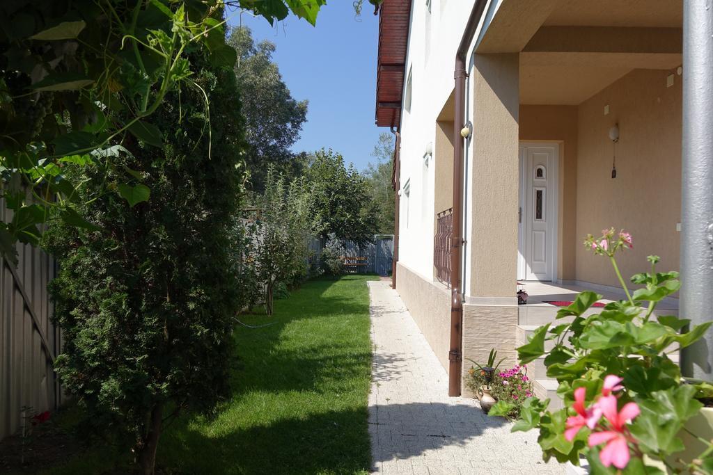 Casa File De Poveste Тыргу-Жиу Экстерьер фото